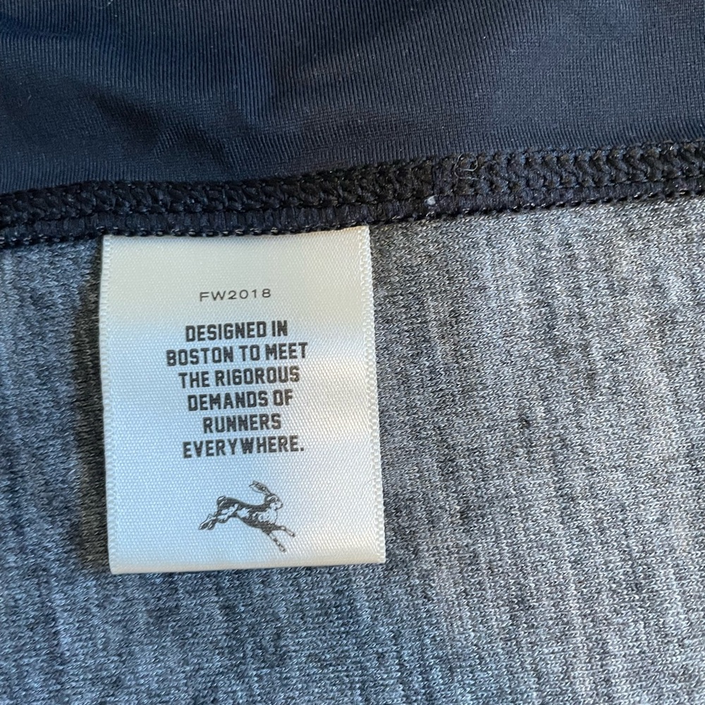 Tracksmith NDO waterproof jacket xs black - Picture 4 of 6